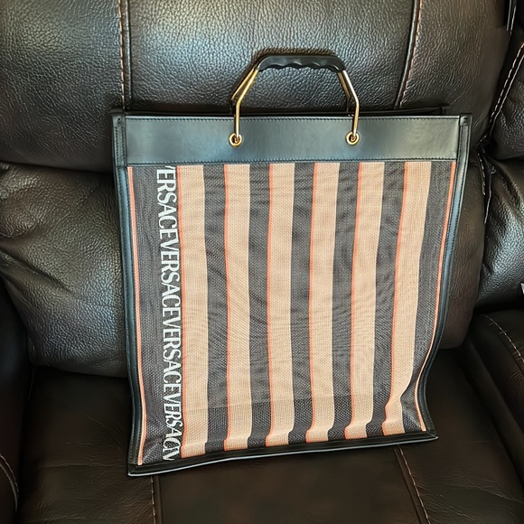 Versace unisex mesh penguin logo monogram top handle tote bag NEW - Picture 4 of 10